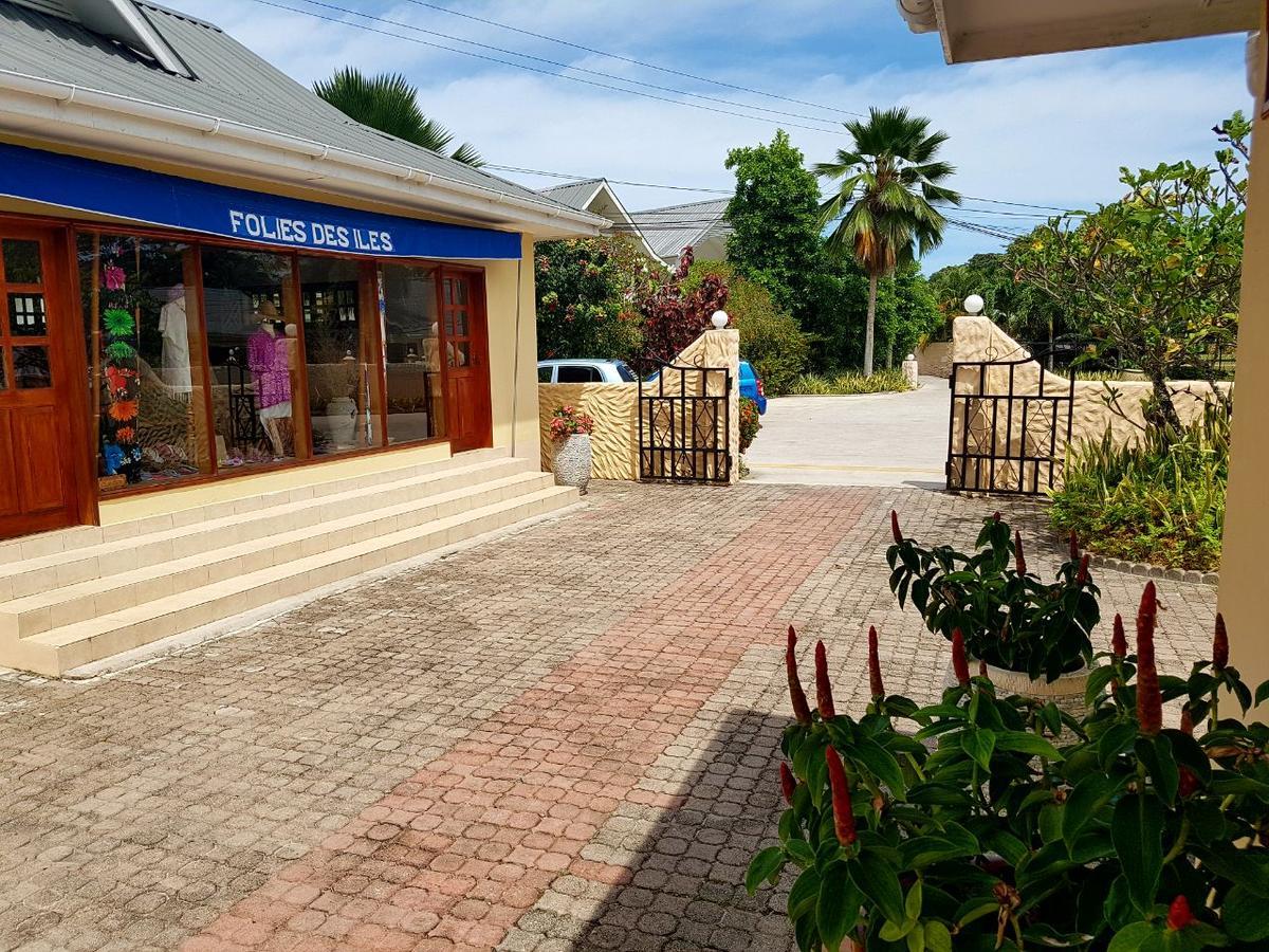 Britannia Hotel Grand Anse  Exterior photo
